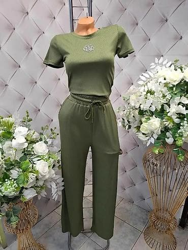 Suknje: Dvoset ženske trenerke/komplet (majica + pantalone) - Model — 2