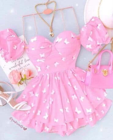 gerry weber cena: Kombinezon
Xs s m l
Cena 3200 din — 3