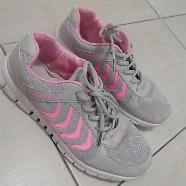 prodajem asics patike: Sportske patike za žene – sivo/ružičaste. Extra stanje, kao nove — 2