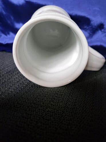 jelen pivo krigla: Krigla nova Zajecar porcelan 70te. Nova krigla,sve na njoj odsjaj od — 9