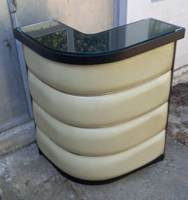 mega maxi sto i stolice: Šank i 2 stolice. Super ocuvano. Dimenzije: 83-75cm dužina, 110cm — 5