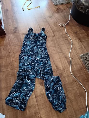 Ureznice: Ženski kombinezon Shooter – veličina XL - Model: kombinezon bez na lalafo.rs — 2 Ureznice: Ženski kombinezon Shooter – veličina XL - Model: kombinezon bez — 2