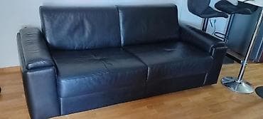 ikea komode sa staklom: Kožna trosed-sofa na razvlačenje Simpo - Materijal: prirodna crna — 1