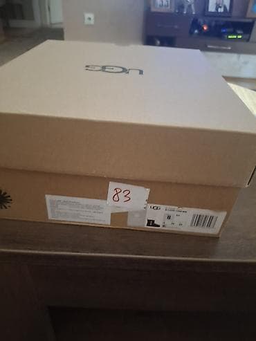 magnum obuca: UGG ženske čizme – model Mini (kratke) sa sjajnim transparentno‑dim — 6