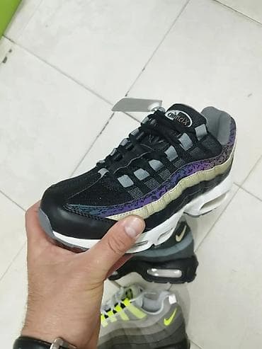 kozne pederuse: A klasa Nike Air Max 95 patike – više kolor varijanti - Silueta Air — 4