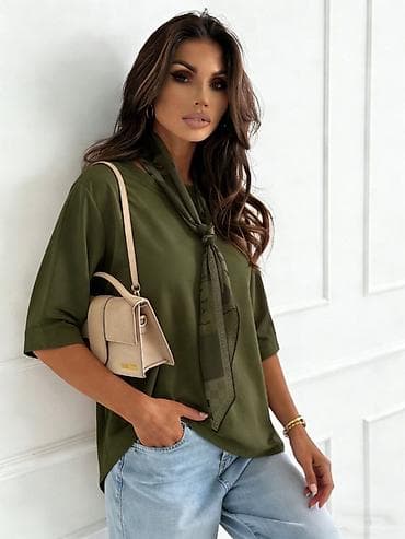 Muška obuća: 💫Ženska oversized majica s kratkim rukavima + svilena marama
✅2000 din — 5