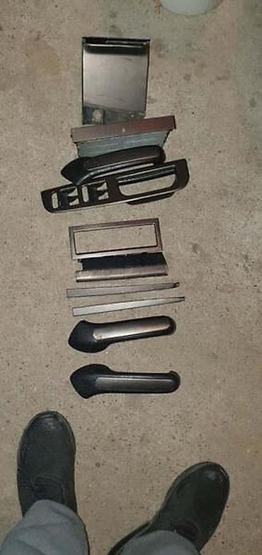 PLASTIKE GOLF 4 ZA VOLKSWAGEN GOLF 4 | delovi za golfa 4 I boru — 2