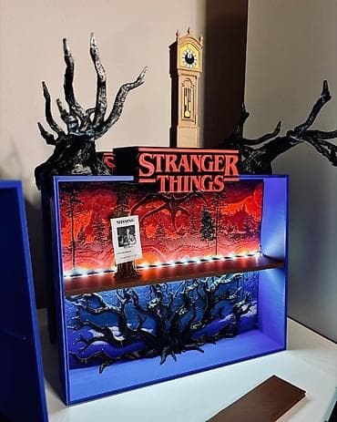 stoni satovi: Dekorativna polica/diarama inspirisana serijom Stranger Things - — 4