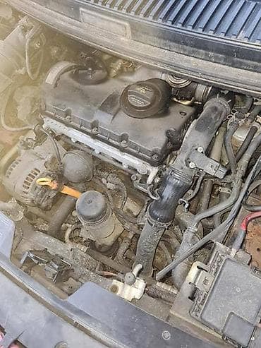 alat za auto limare: VOLKSWAGEN SHARAN 2002. GOD. - KOMPLETAN AUTO U DELOVIMA | SHARAN — 3