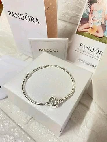 pandora me narukvica: Pandora narukvica Vel:21cm Cena:2200din (Samo narukvica bez — 5