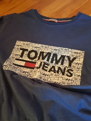 trenerka velc m: Tommy muska majca nosena. Ocuvana, bez ostecenja — 6