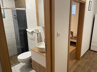 hoteli u kovin: Srebrno jezero, Apartmani Novel S&S imaju u ponudi sobe, studije — 5