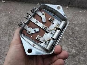 digalka za kola: REGLER DINAME ISKRA ZA FICU ZASTAVA 750 | Original Iskra, top stanje — 2