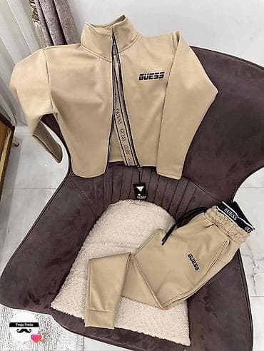 Guess kompleti
 s m l xl 
4500 din✅️
NT❤