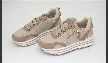 louboutin cipele cena: Cena 4500 din — 1