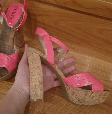 oksfordice sa platformom: Sandals, Guess, 37 — 3