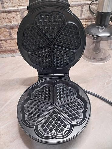 delimano aparati: Aparat za galete-bakin kolac je u odlicnom stanju sa sitnim tragovima — 2