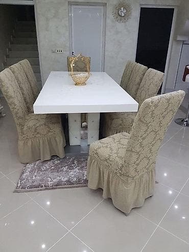 Metraža: NAVLAKE za stolice Jakar Sa karnerima
6 komada -3200 din — 1