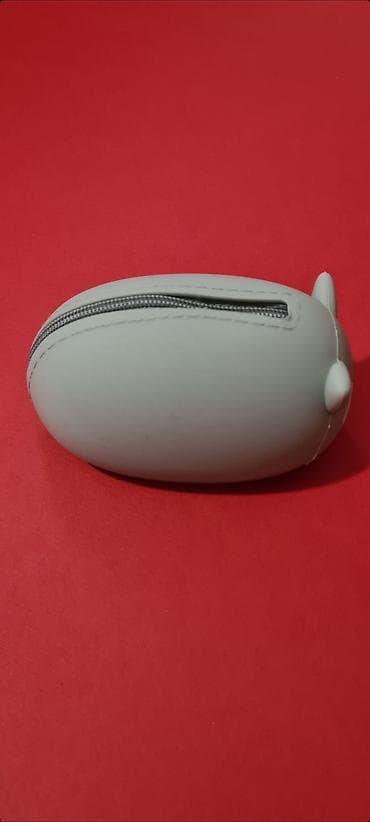 Novčanici: ☆ Silikonski mini novčanik za novčiće ili sitnice brenda Miquelrius — 6