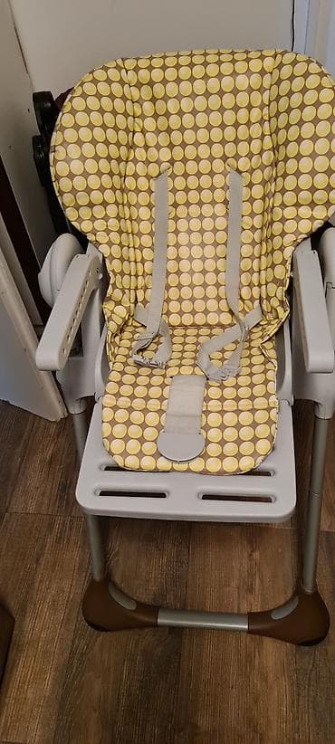 Dečiji nameštaj: Stolica za hranjenje Chicco Poly 2 u 1. ﻿Poseduje 3 polozaja nagiba — 2