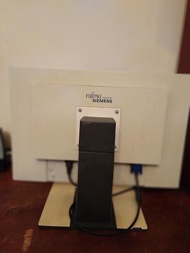 телевизор 21 инча: Monitor Fujitsu Siemens model A22W-3A ispravan,malo osteceno — 3