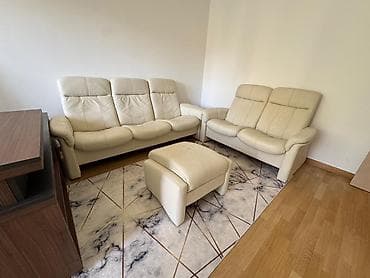 forma ideale plasticne stolice: Komplet kancelarijskog nameštaja – izvršni i salonski setovi + — 1