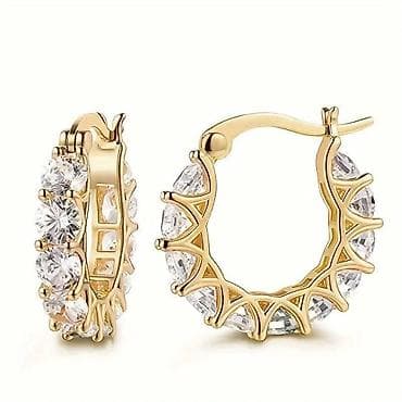 jimmy choo set: Set modnih minđuša – raznolik dizajn. - Materijali i detalji: - Legura — 7