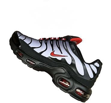 ea7 patike: Nike Air Max Plus TN – muške patike - Prepoznatljiv “Tuned Air” — 1