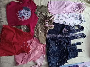 Odeća za devojčice paketi po 500 dinara, za detaljnije šaljem slike na lalafo.rs Odeća za devojčice paketi po 500 dinara, za detaljnije šaljem slike