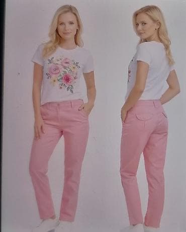 poderane farmerke: Ženske pantalone – svetlo ružičaste boja puder roze - Kroj: ravan — 2