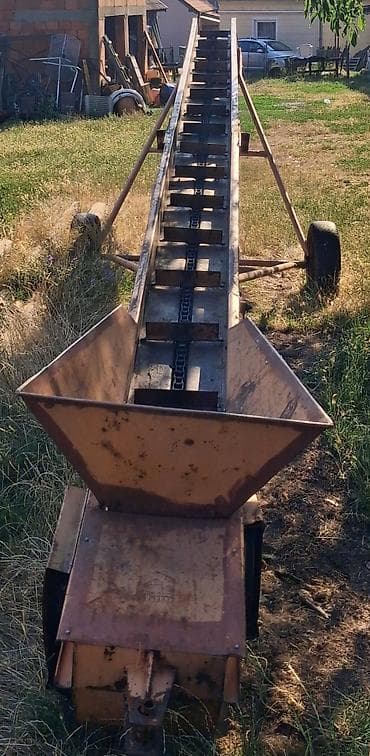 starter za kola: Na prodaju elevator za kukuruz LEFAN Stara Pazova, motor monofazni. Za — 2