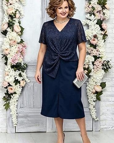 exkluzivne haljine: Haljina elegantna mid sa čipkanim gornjim delom. Midi dužina,ravan — 6