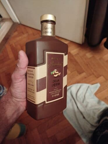 porcelansko posuđe: Dekorativna flasa — 1