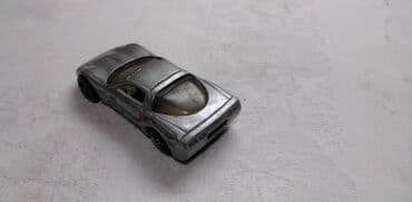 oc sa prevodom: Hot Wheels Corvette 1997,oko Malaysia ocuvan — 3