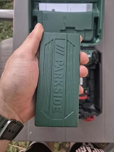 markeri za crtanje: PARKSIDE aku bušilica/odvijač X12V Team – komplet u koferu Opis: - — 10