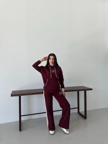 tech fleece s: S.m.L.xL 
3500 din — 2