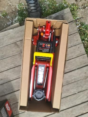 Setovi ručnog alata: Torin Big Red Jacks hidraulični dizalica na točkićima – 2T - — 2