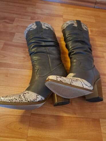 new yorker majice: Čizme, 38 — 10