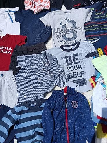 hodalice za bebe: Veliki paket dečije garderobe za dečaka (otprilike 4–5 god preko 40 — 9