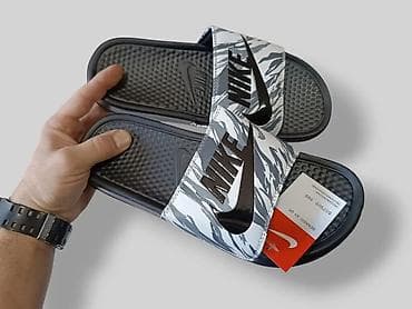 Muške papuče/klompe sa jednom trakom – brendirani modeli Br od 36 do na lalafo.rs Muške papuče/klompe sa jednom trakom – brendirani modeli Br od 36 do