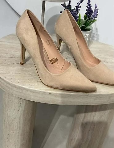 cipele za prolece: Brojevi
36-41
2600 din 💥
OR💥 — 2