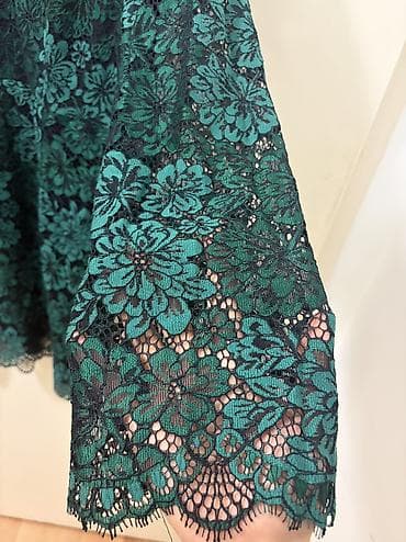 Skafanderi: Elegantna zelena čipkasta haljina iz H&M. Dugi rukavi bez postave — 4