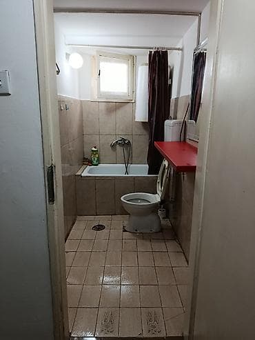 Tražim sobu za izdavanje: IZDAVANJE: Garsonjera sa DVORIŠTEM i PARKINGOM – Kanarevo Brdo ​Izdaje — 3