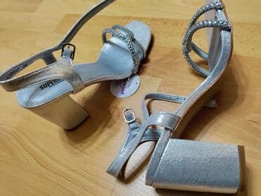 kompleti pantalone i sako: Sandale, Superbrend, 38 — 2