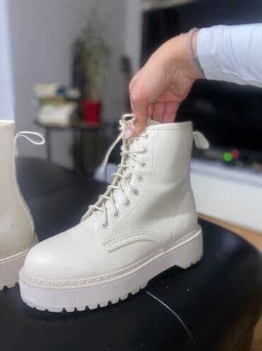 Venčanice i aksesoari: Gležnjače, 39 — 2