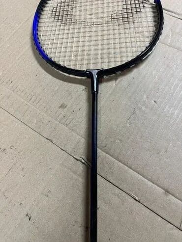 decathlon sto za stoni tenis: *** AKCIJA *** #2921 Izuzetno kvalitetan reket za badminton; POWER — 4