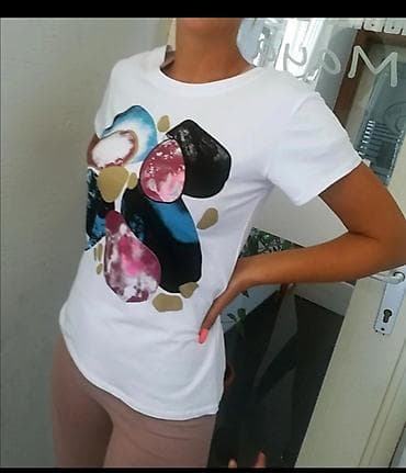 Predivna unikat majica
Uvoz Francuska
Savrsena
Vel S M