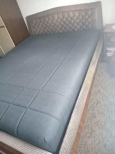 kupujem prodajem nis namestaj: Na prodaju francuski ležaj. Neoštećen. Sa prostorom za odlaganje — 2