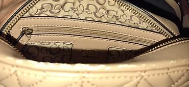 zenske torbe sinsay: Bež ženska crossbody torbica sa štepom i zlatnim detaljima *Torbica — 8