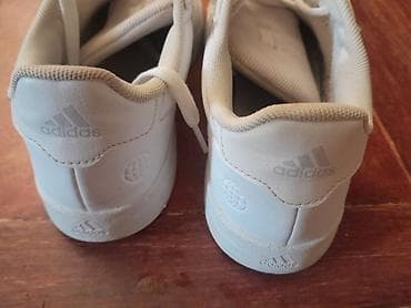 muske cizme za sneg: Zenske Adidas bele patike – klasičan model sa tri pruge - Brend — 5